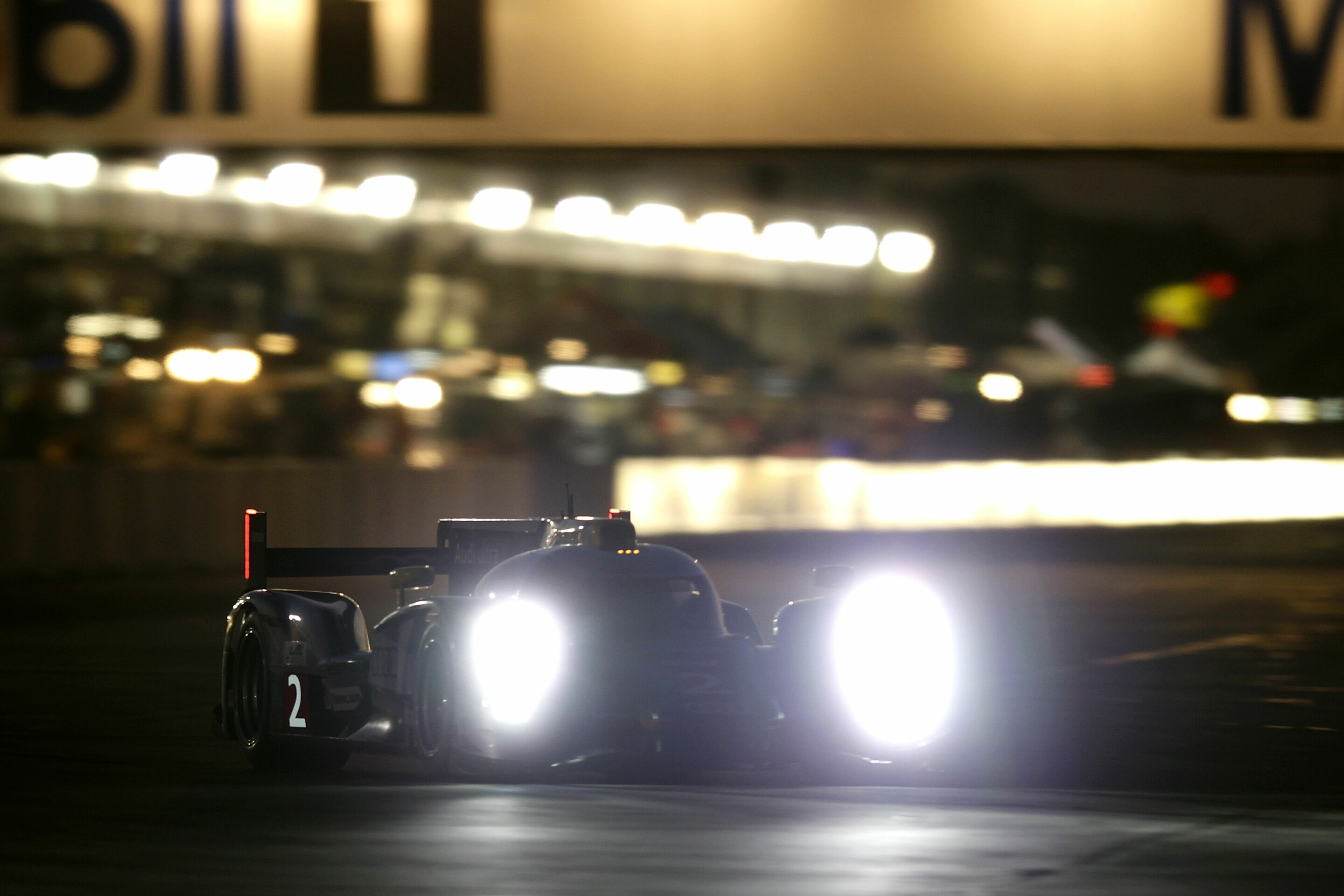 The winning car itself: Audi R18 TDI #2 (Audi Sport Team Joest), Dindo Capello, Tom Kristensen, Allan McNish. Sebring, March 2012.